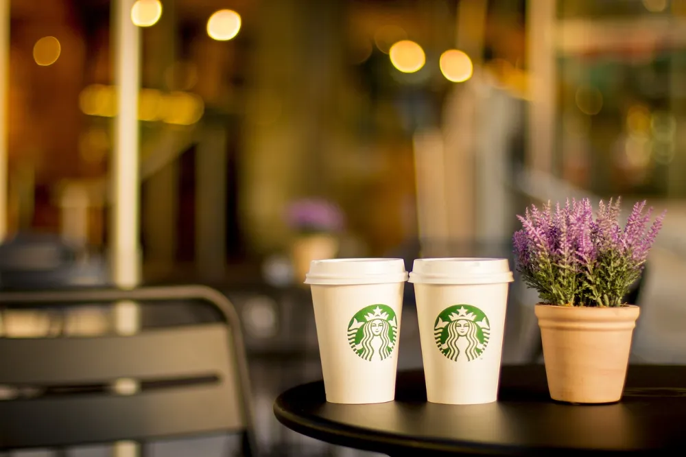   Trabzon’un yeni buluşma noktası: Starbucks      