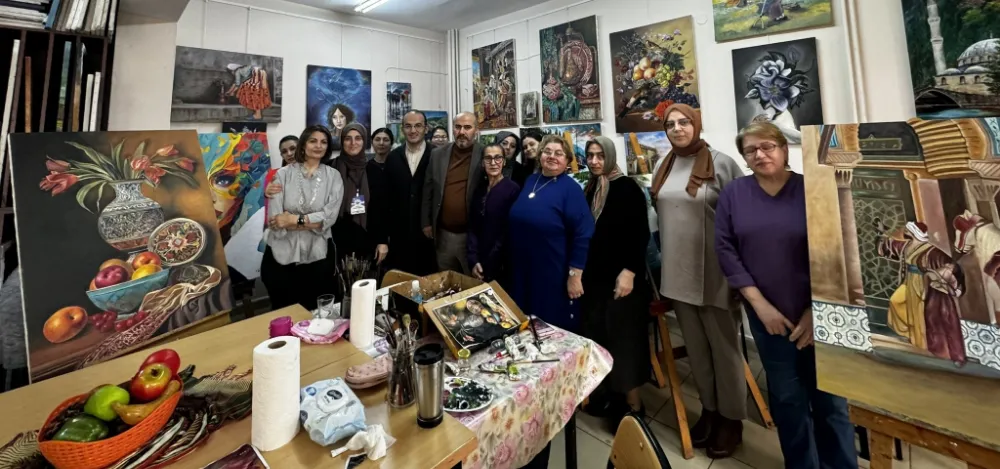 MÜDÜR BALABAN’DAN RESİM KURSUNA ZİYARET