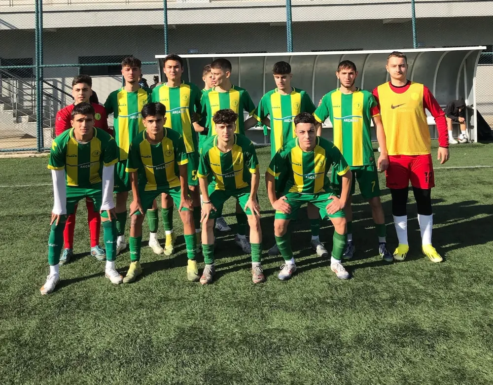 TÜTÜNSPOR GENÇ MAĞLUP: 4-3