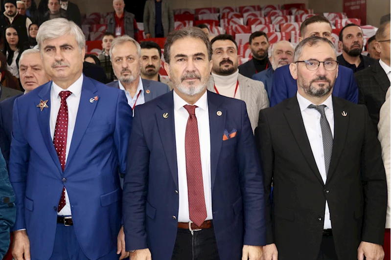 Yeniden Refah Partili Aşıla: "Tarihin en badireli dönemlerinden birini yaşıyoruz"