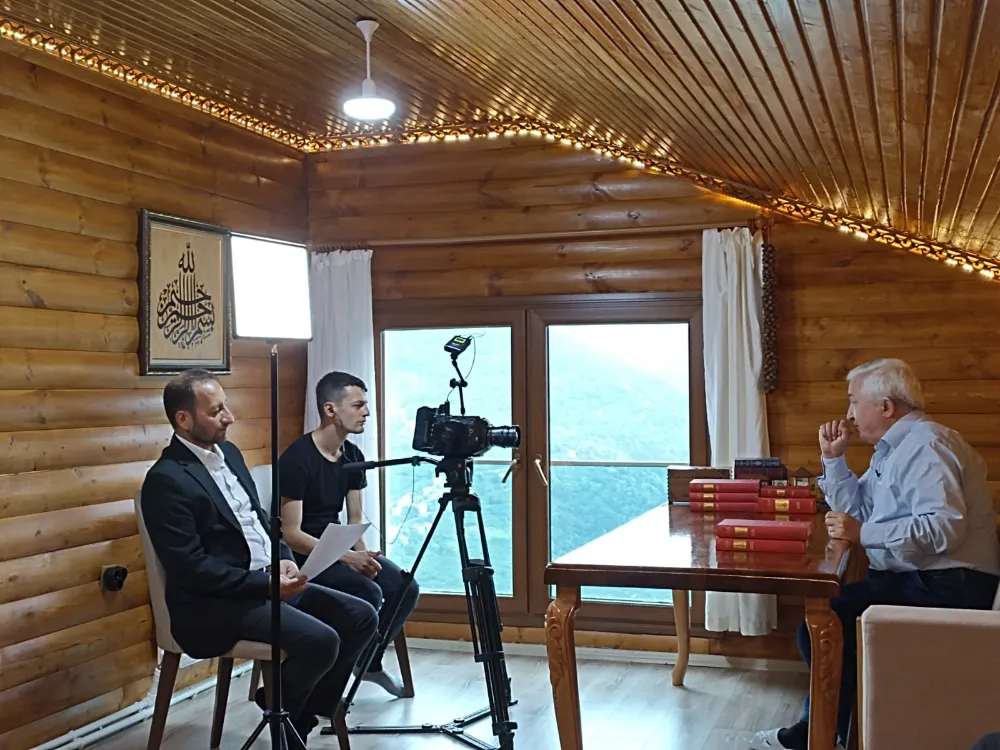 GERÇEK DEĞERLERİN GÖZDE ESERİ: “KARADENİZ’DE HOCA OLMAK”