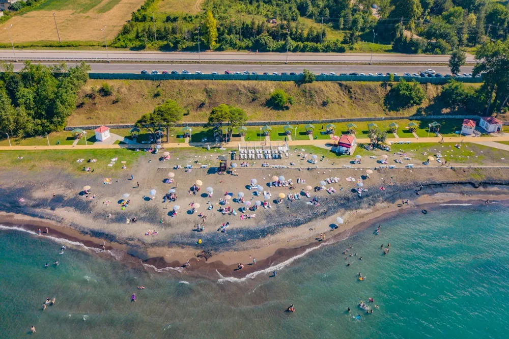 AKÇAABAT’A KADINLAR PLAJI YAPILACAK