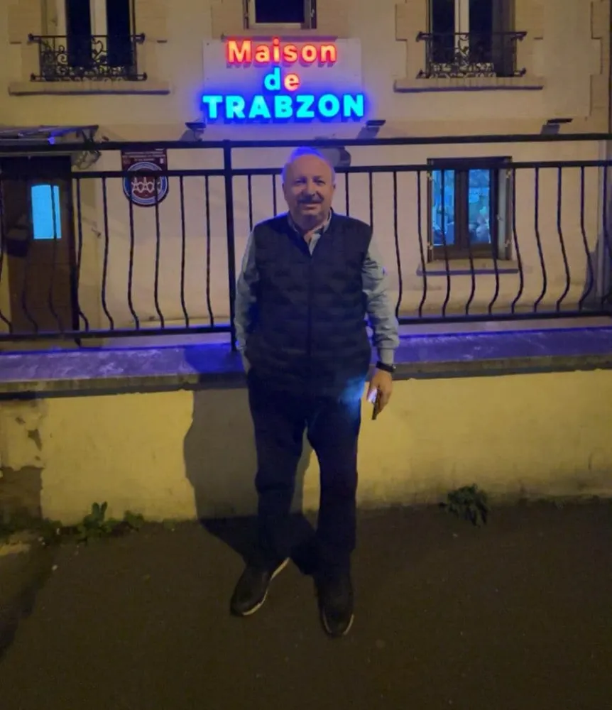 PARİS’TE BİR TRABZON EVİ