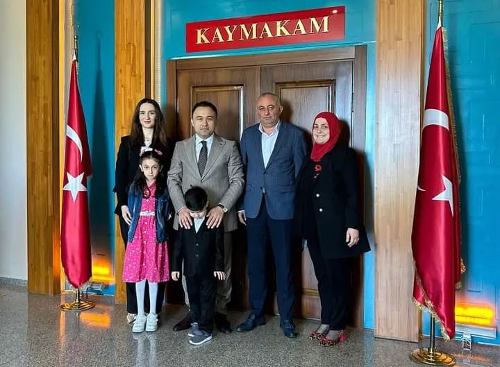 ALP ÖZEL EĞİTİM MERKEZİNDEN KAYMAKAM’A ZİYARET 