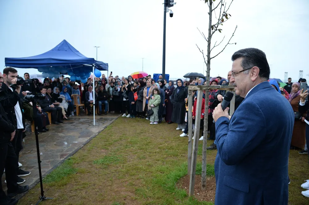 BAŞKAN GENÇ: TRABZON’UN DAYANIŞMA RUHU ALTUĞ’UN YANINDA