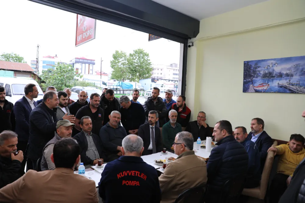 AK PARTİ HEYETİ, SANAYİ ESNAFIYLA BİR ARAYA GELDİ