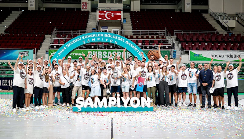Bölgesel ligde şampiyon olan Trabzonspor Basketbol A Takımı kupasını aldı 
