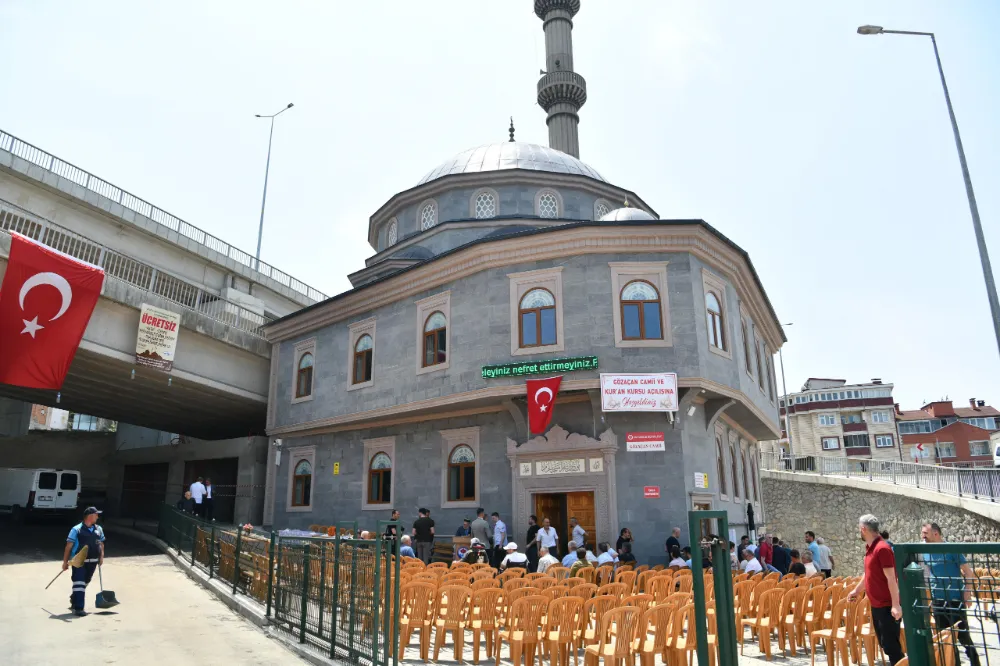 RESTORE EDİLEN GÖZAÇAN CAMİİ AÇILDI