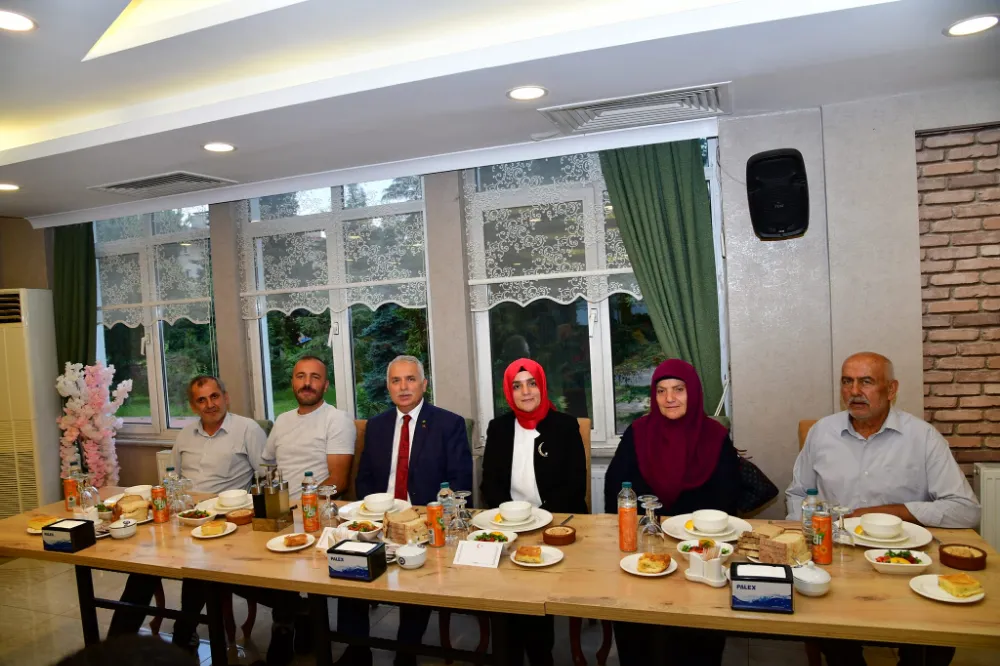 VALİ YILDIRIM, ŞEHİT AİLELERİ VE GAZİLERLE 15 TEMMUZ ANMA YEMEĞİNDE BULUŞTU