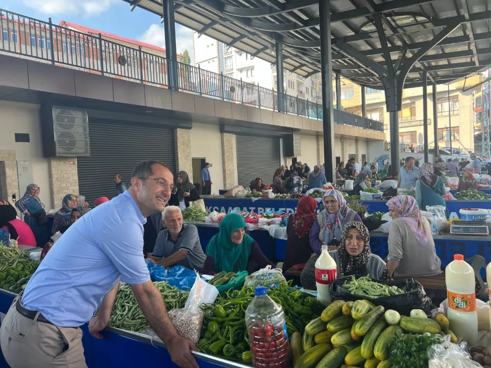 YENİLENEN AKÇAABAT SALI PAZARI, ESNAF VE HALKIN BEĞENİSİNİ KAZANDI