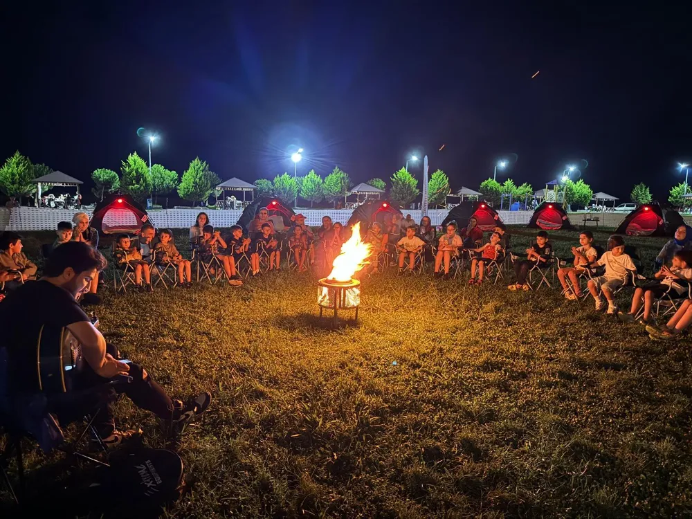 AKÇAABAT’TA KAMP ATEŞİ YANDI