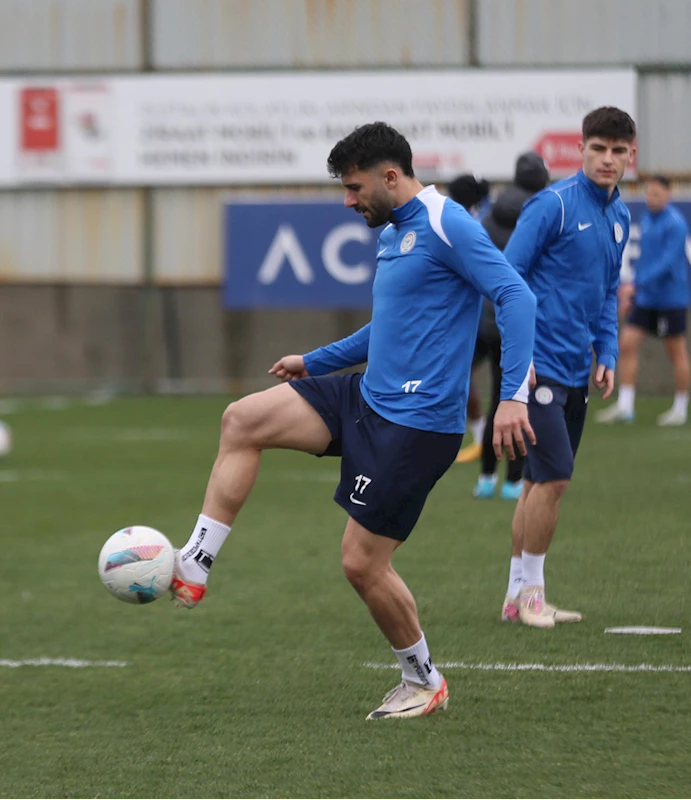 Çaykur Rizesporlu futbolcu Ghezzal, Başakşehir maçı öncesi değerlendirmede bulundu: