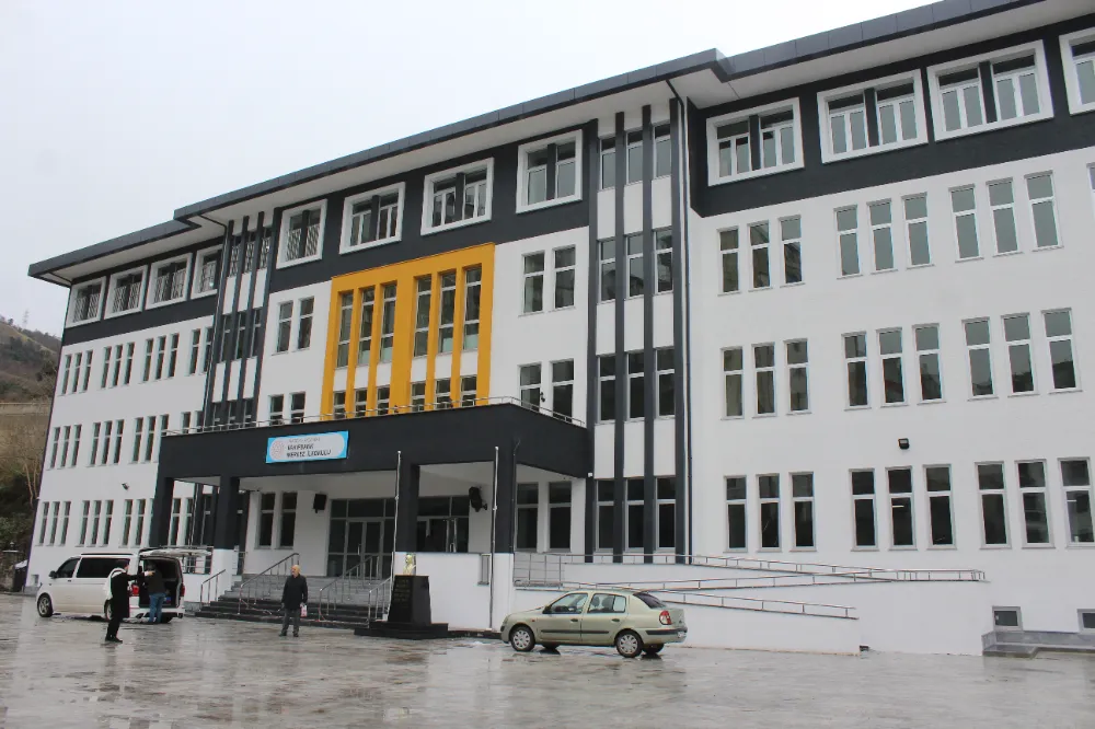 MERKEZ İLKOKULU, 2. DÖNEMDE YENİ BİNASINDA!
