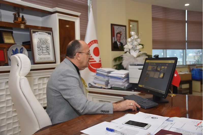 Gümüşhane Üniversitesi Rektörü Zeybek, AA