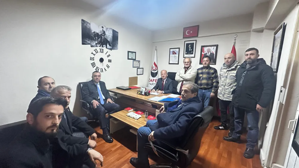 İYİ PARTİ TRABZON MİLLETVEKİLİ YAVUZ AYDIN’DAN ZAFER PARTİSİ’NE DESTEK ZİYARETİ