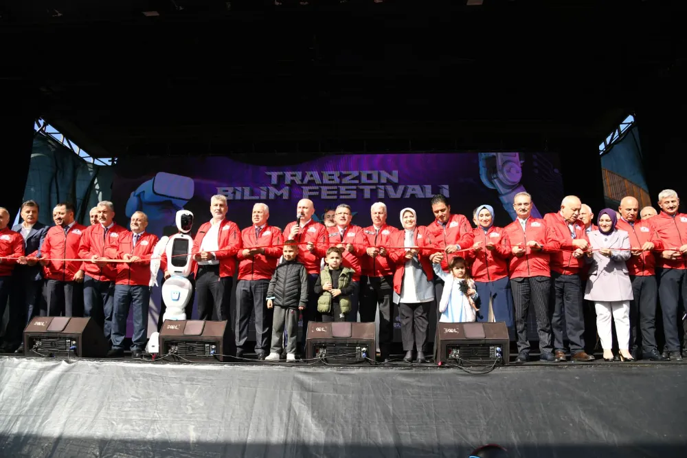 TRABZON BİLİM FESTİVALİNE MUHTEŞEM AÇILIŞ