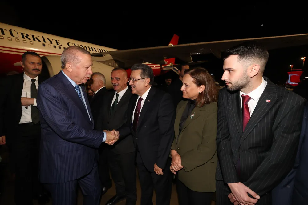 BAŞKAN GENÇ