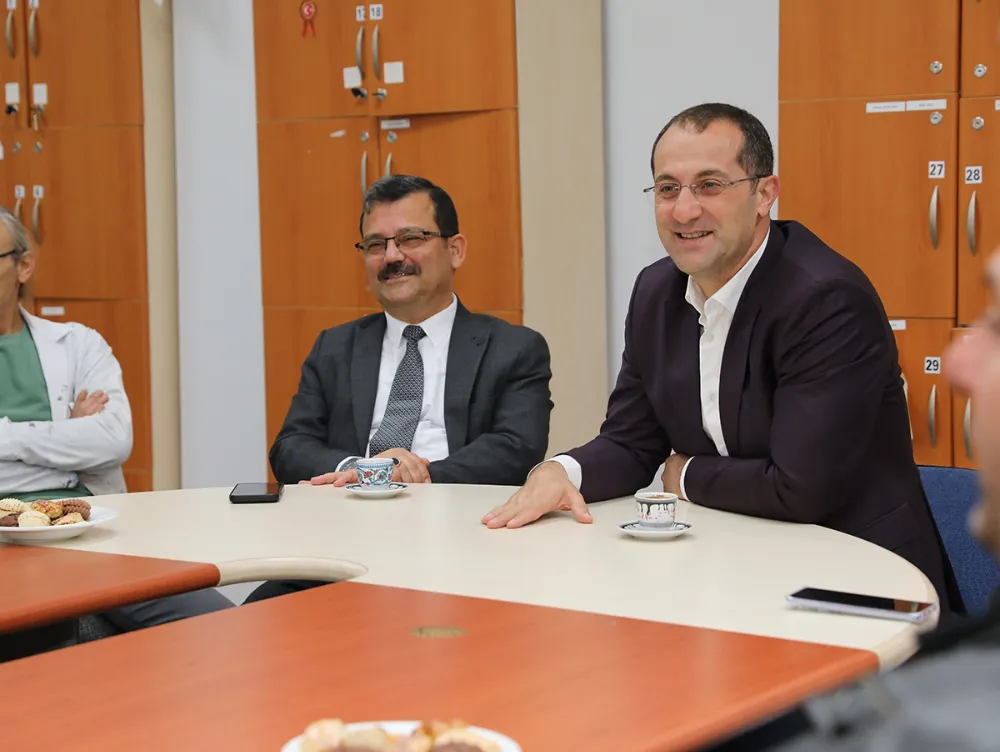 BAŞKAN EKİM GENÇLERLE