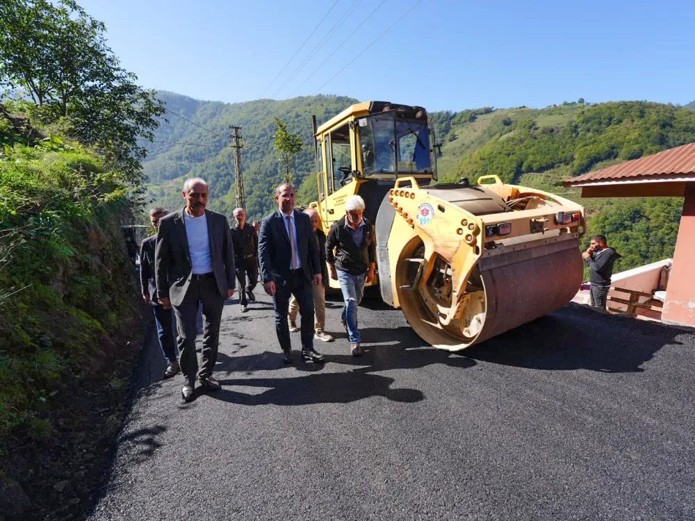 LİGOS YOLU ASFALTLA BULUŞUYOR