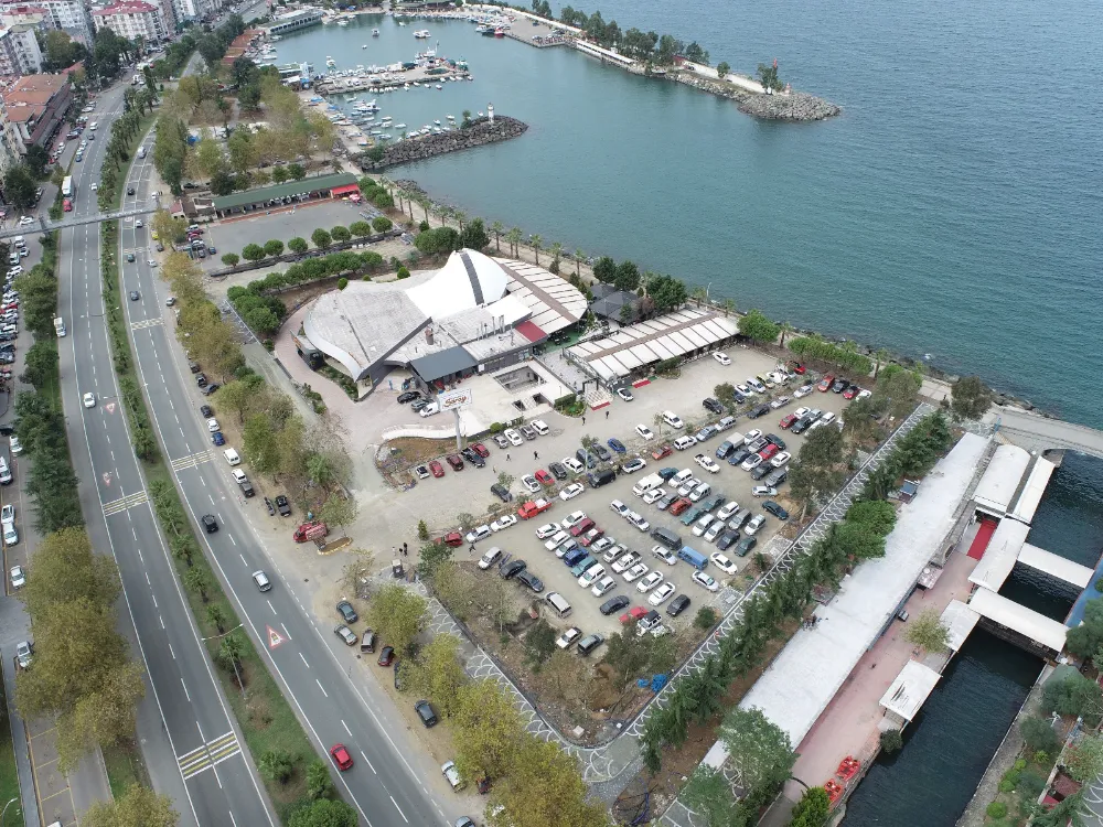 SARAY-MARİNA ARASI OTOPARK KAPANIYOR!