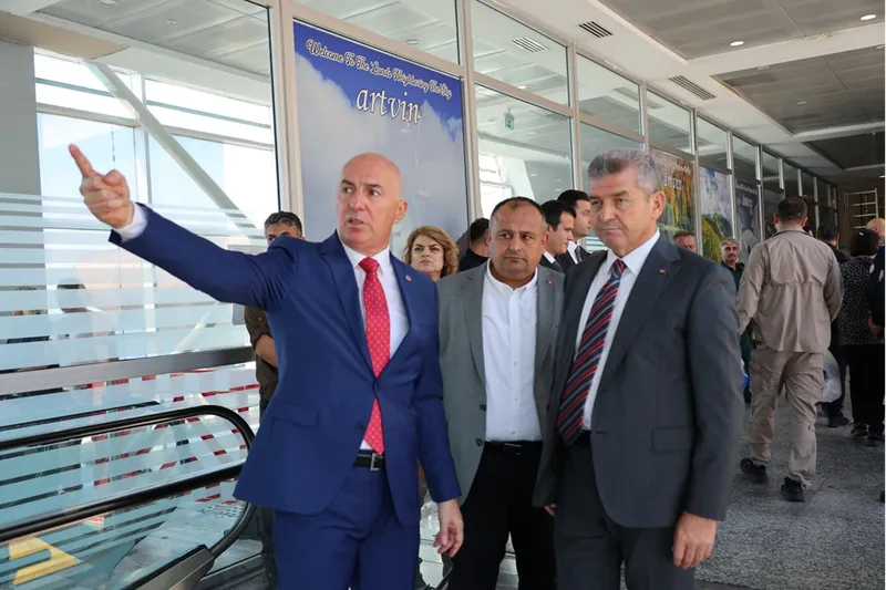 Sarp Sınır Kapısı’ndan 9 ayda 4 milyona yakın yolcu geçişi oldu