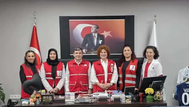 KIZILAY’DAN DAYANIŞMA ZİYARETİ