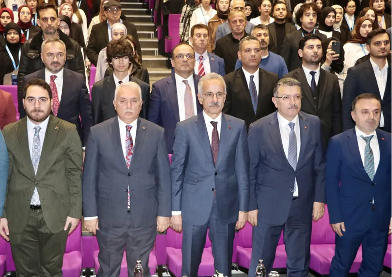 Ulaştırma ve Altyapı Bakanı Uraloğlu, Trabzon