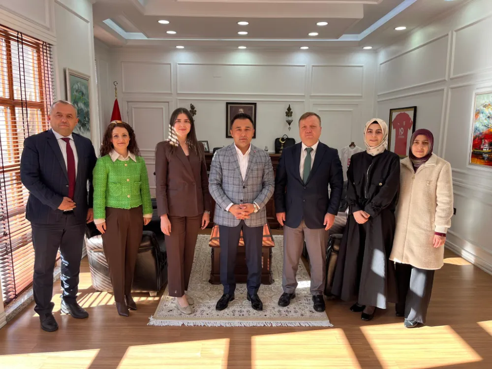 EĞİTİMCİLERDEN KAYMAKAM’A ZİYARET