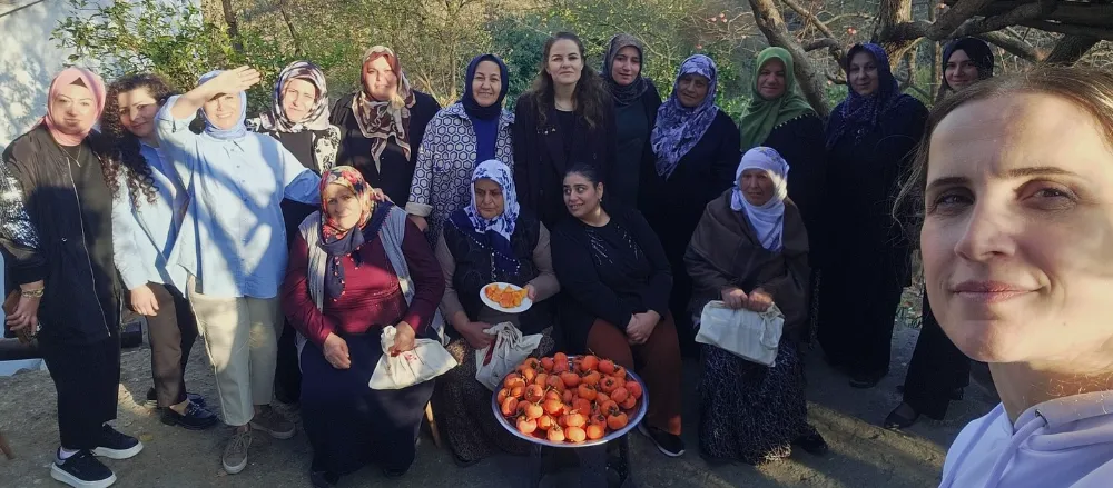 AK KADINLAR HURMA HASADINDA