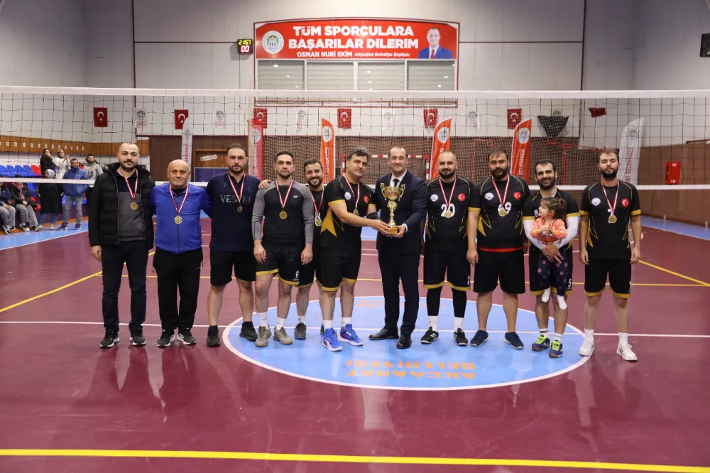 ÖĞRETMENLER FİLEDE BULUŞTU