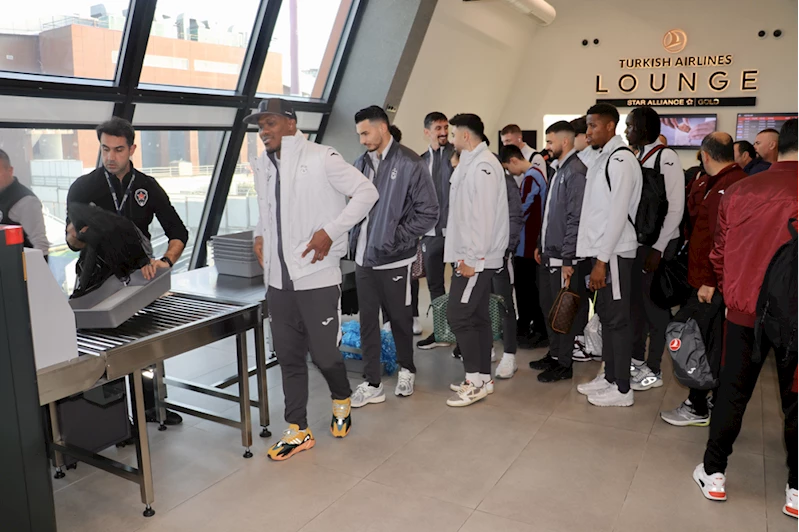 Trabzonspor kafilesi Kayseri'ye gitti