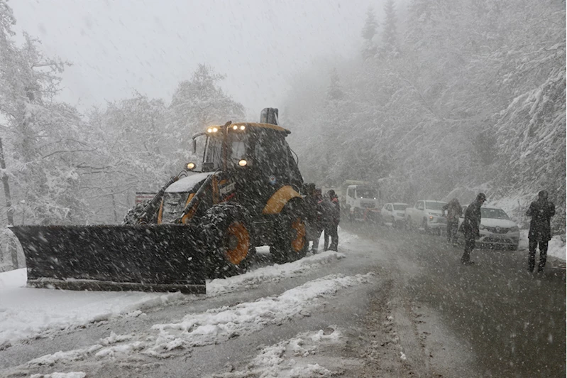 Trabzon Büyükşehir Belediyesi karla mücadele hazırlıklarını tamamladı