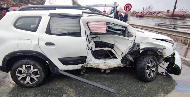 GÜNCELLEME - CHP Rize Milletvekili Tahsin Ocaklı trafik kazasında yaralandı