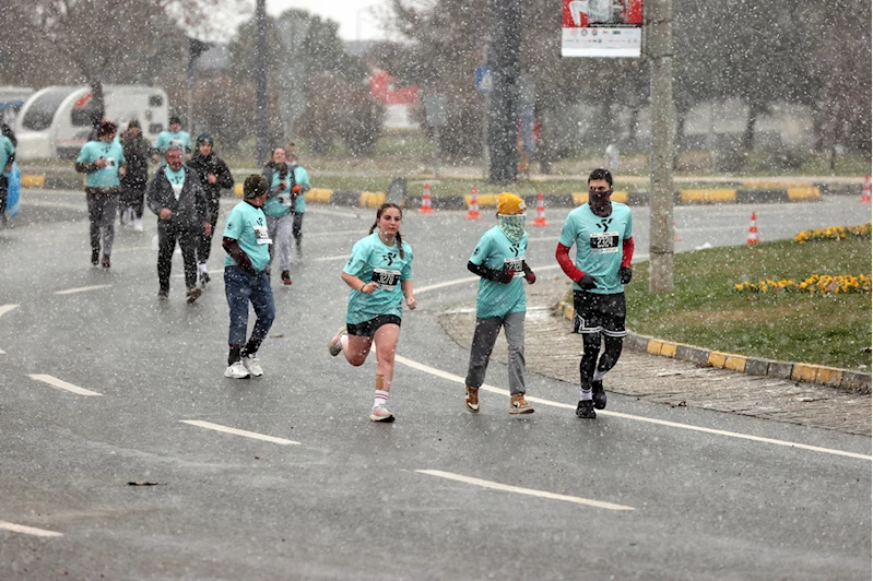 Vakıfbank 45. Uluslararası Trabzon Yarı Maratonu koşuldu