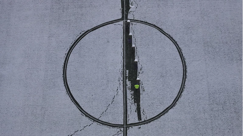 Trabzonspor-Gaziantep FK maçının oynanacağı Papara Park'ta kar yağışı etkili oluyor