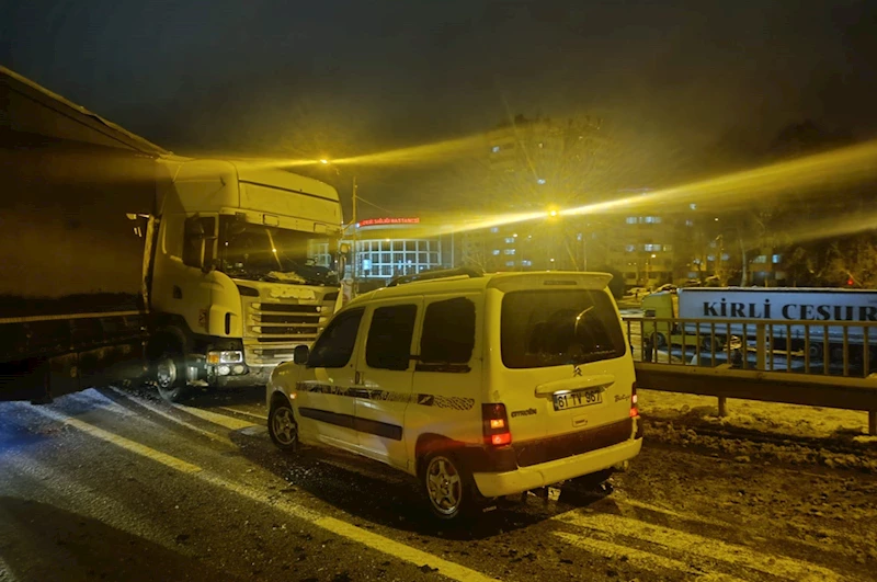 Trabzon'da zincirleme trafik kazasında 1 kişi yaralandı