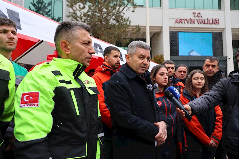 Artvin'de afetlere dikkat çekmek için stant açıldı