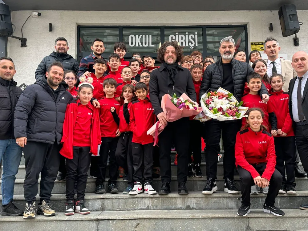 FUTBOLUN EFSANELERİ SPOR LİSESİNDE!
