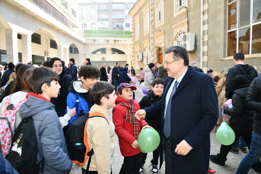 BAŞKAN GENÇ, ÇOCUKLARLA TEKNE ORUCU ETKİNLİĞİNDE BULUŞTU