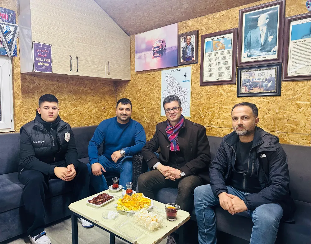 ÇANKAYA, NÖBETÇİ TAKSİCİLERLE SAHURDA BULUŞTU