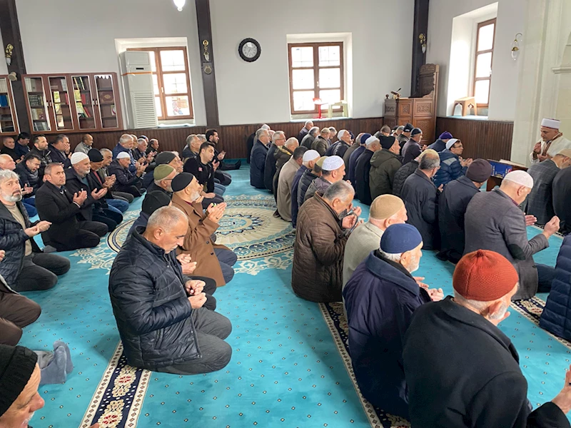 Espiye’de şehitler için mevlit okutuldu