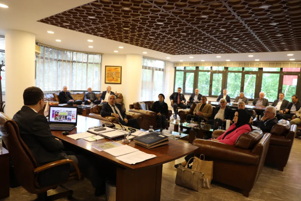 MUHTARLAR BAŞKANLA GÖRÜŞTÜ