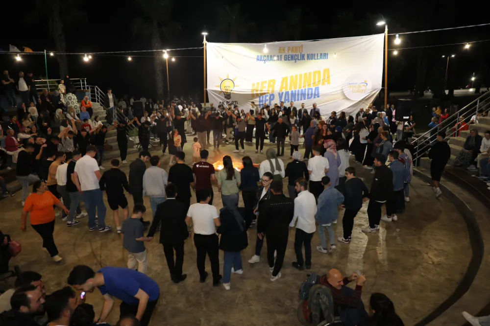 AK GENÇLİK ATEŞBAŞINDA BULUŞTU