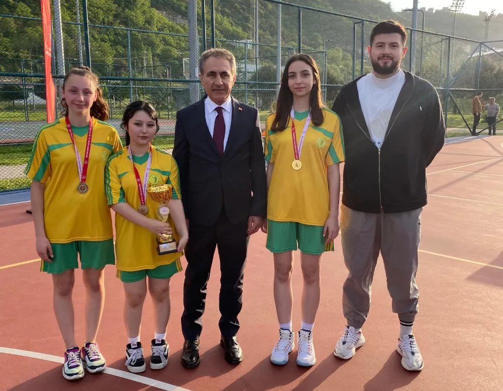 ŞAMPİYON DEĞİŞMEDİ 