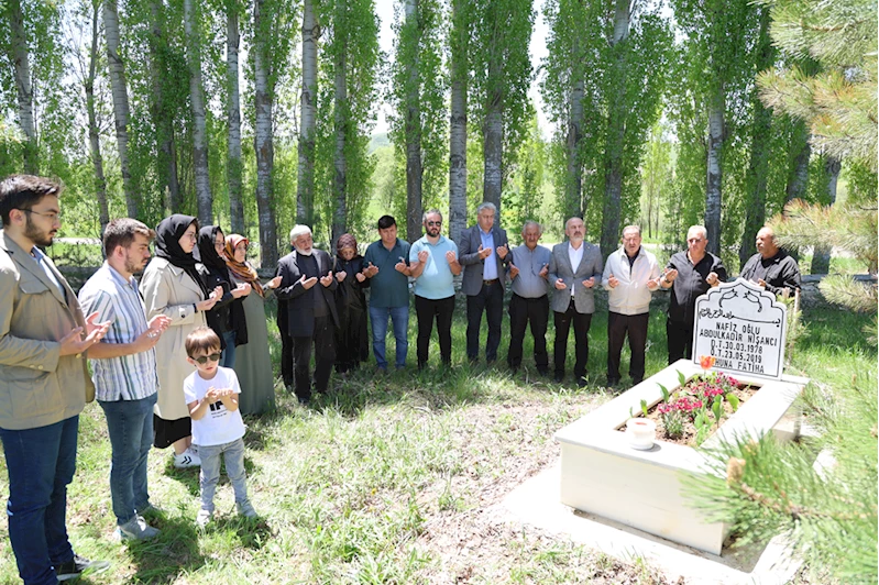 AA muhabiri Abdulkadir Nişancı, vefatının 6. yılında mezarı başında anıldı