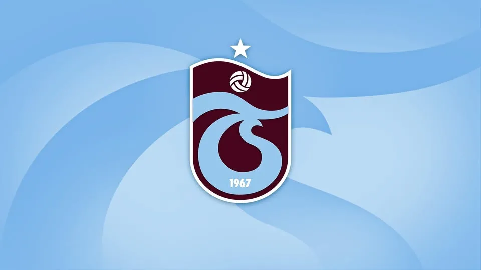 Trabzonspor, sezonu lig şampiyonunun tarihi farkla gerisinde tamamladı