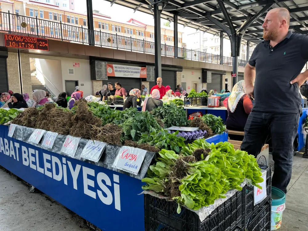 PAZARDA FİDE YOĞUNLUĞU