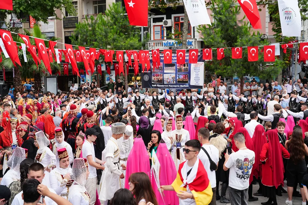 AKÇAABAT YAZIN KÜLTÜR VE SANATIN KALBİ OLACAK
