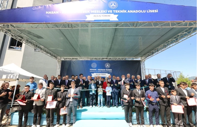 Bakan Kacır, Giresun