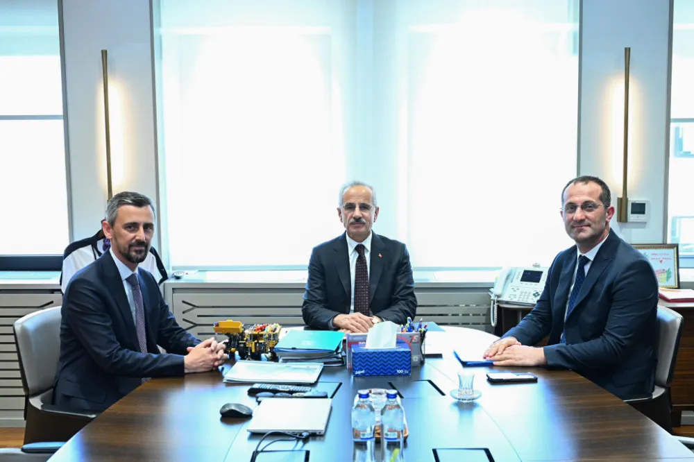 ULAŞTIRMA BAKANLIĞI’NDA AKÇAABAT GÖRÜŞMESİ